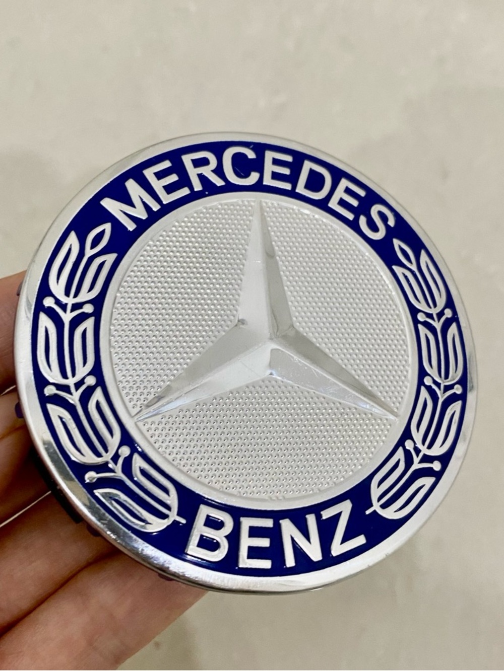 4PCS Blue Wheel Center Hub Caps AMG Wreath for Mercedes Benz 75mm Replacement